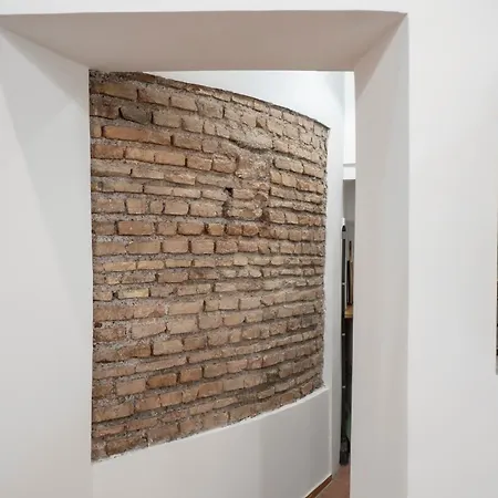 Domus Castle Colosseum - Rione Monti Apartment Rome