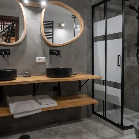 Apartment Domus Castle Colosseum - Rione Monti *