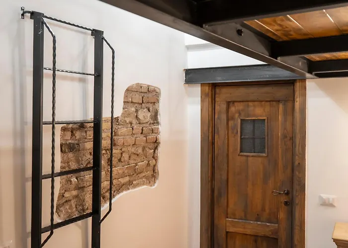 Domus Castle Colosseum - Rione Monti Apartamento *